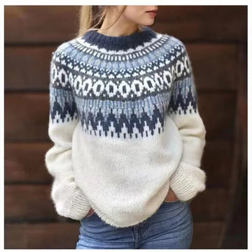 Chic White Pullover Sweater - Elegant Streetwear Y2K Style Thick Jumper for Women